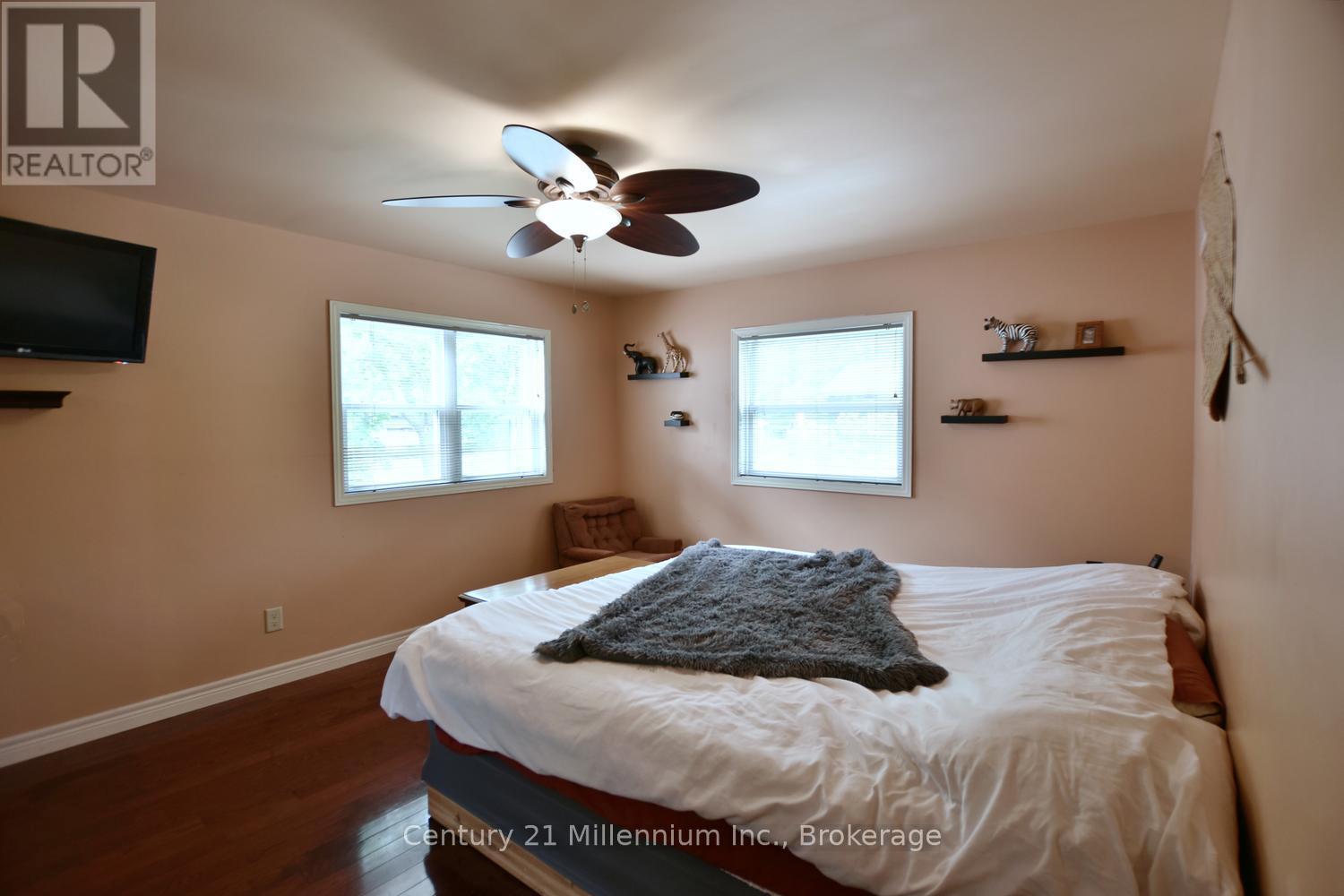 25 Berkely Street, Wasaga Beach, Ontario  L9Z 2N6 - Photo 30 - S13425884