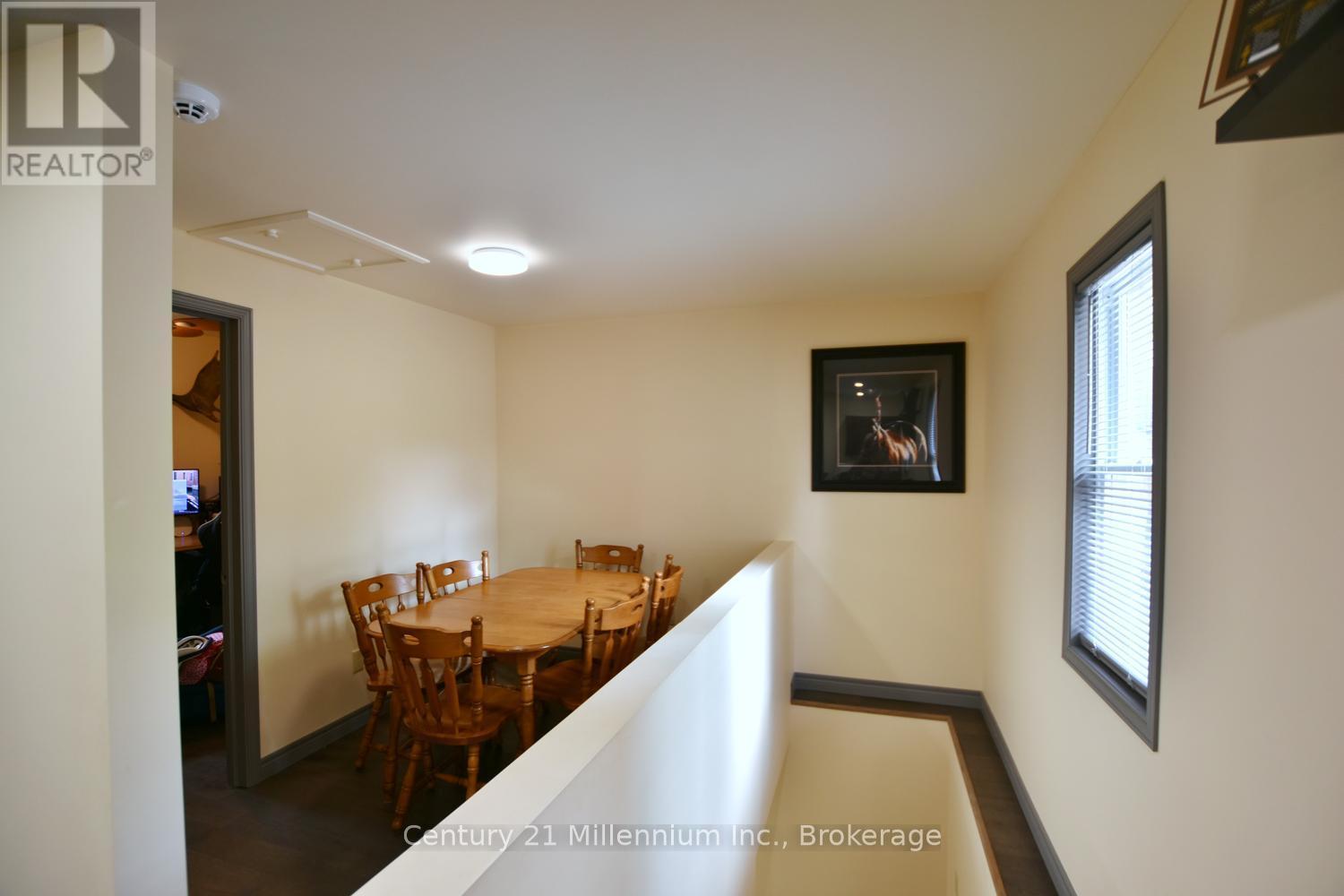 25 Berkely Street, Wasaga Beach, Ontario  L9Z 2N6 - Photo 36 - S13425884