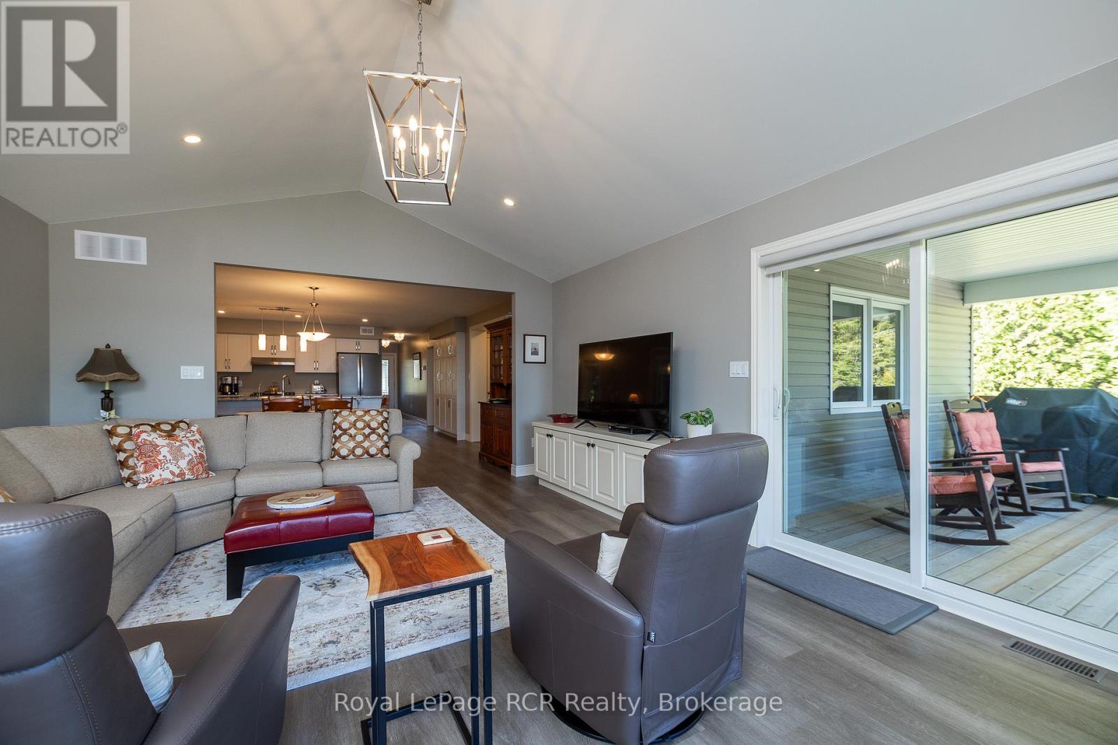 474825 Townsend Lake Road, West Grey, Ontario  N0C 1H0 - Photo 16 - X13426154