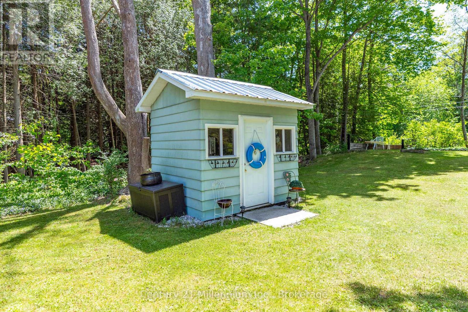 1 Crescent Street, South Bruce Peninsula, Ontario  N0H 2T0 - Photo 35 - X13426164
