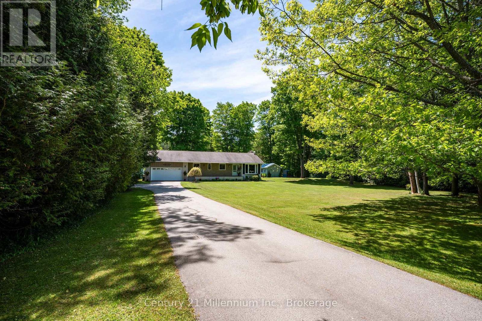 1 Crescent Street, South Bruce Peninsula, Ontario  N0H 2T0 - Photo 5 - X13426164