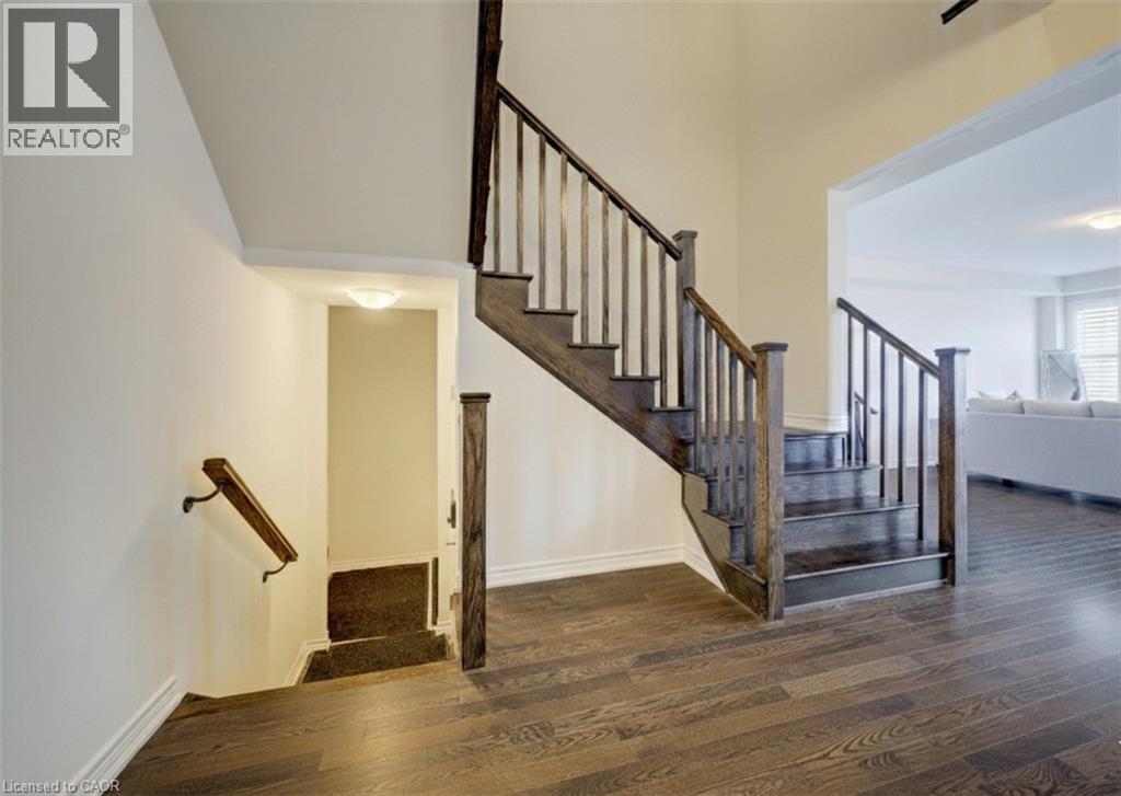 588 Beckview Crescent, Kitchener, Ontario  N2R 0R4 - Photo 8 - 40838695