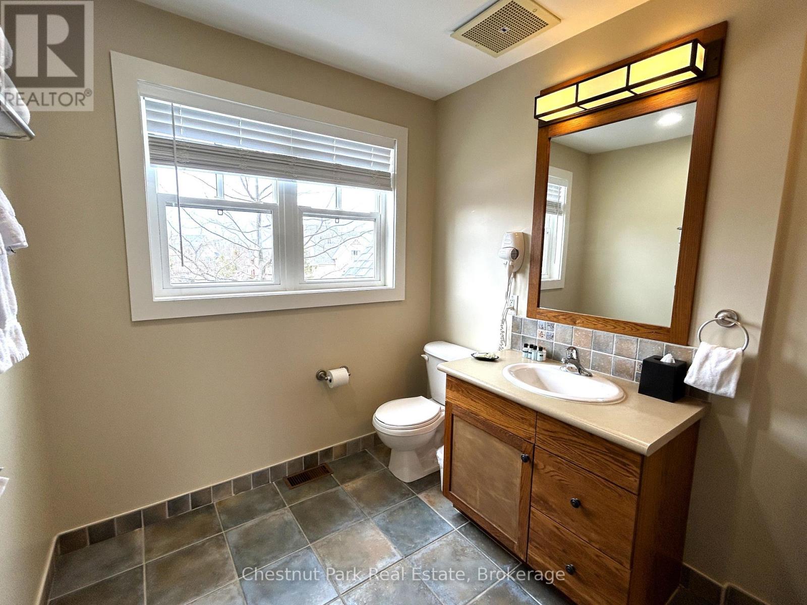 222 - 125 Fairway Court, Blue Mountains, Ontario  L9Y 0P8 - Photo 25 - X13427022