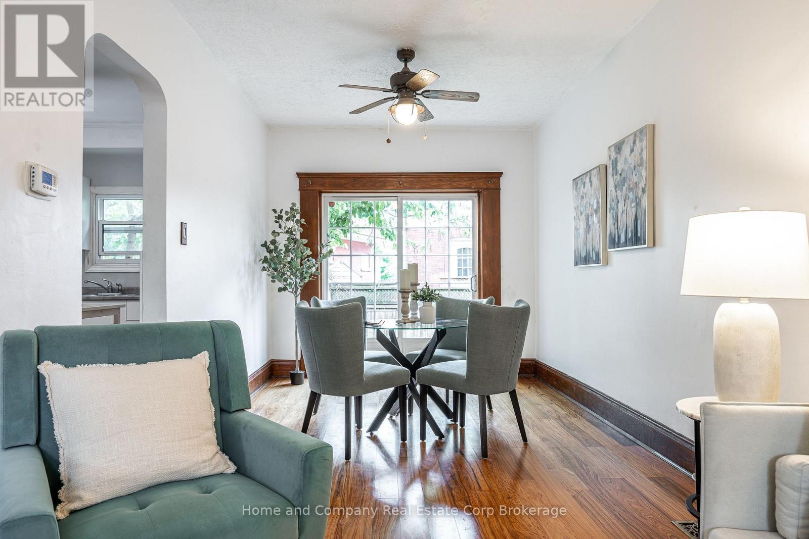 31 Milton Street, Stratford, Ontario  N5A 3T9 - Photo 12 - X13427082