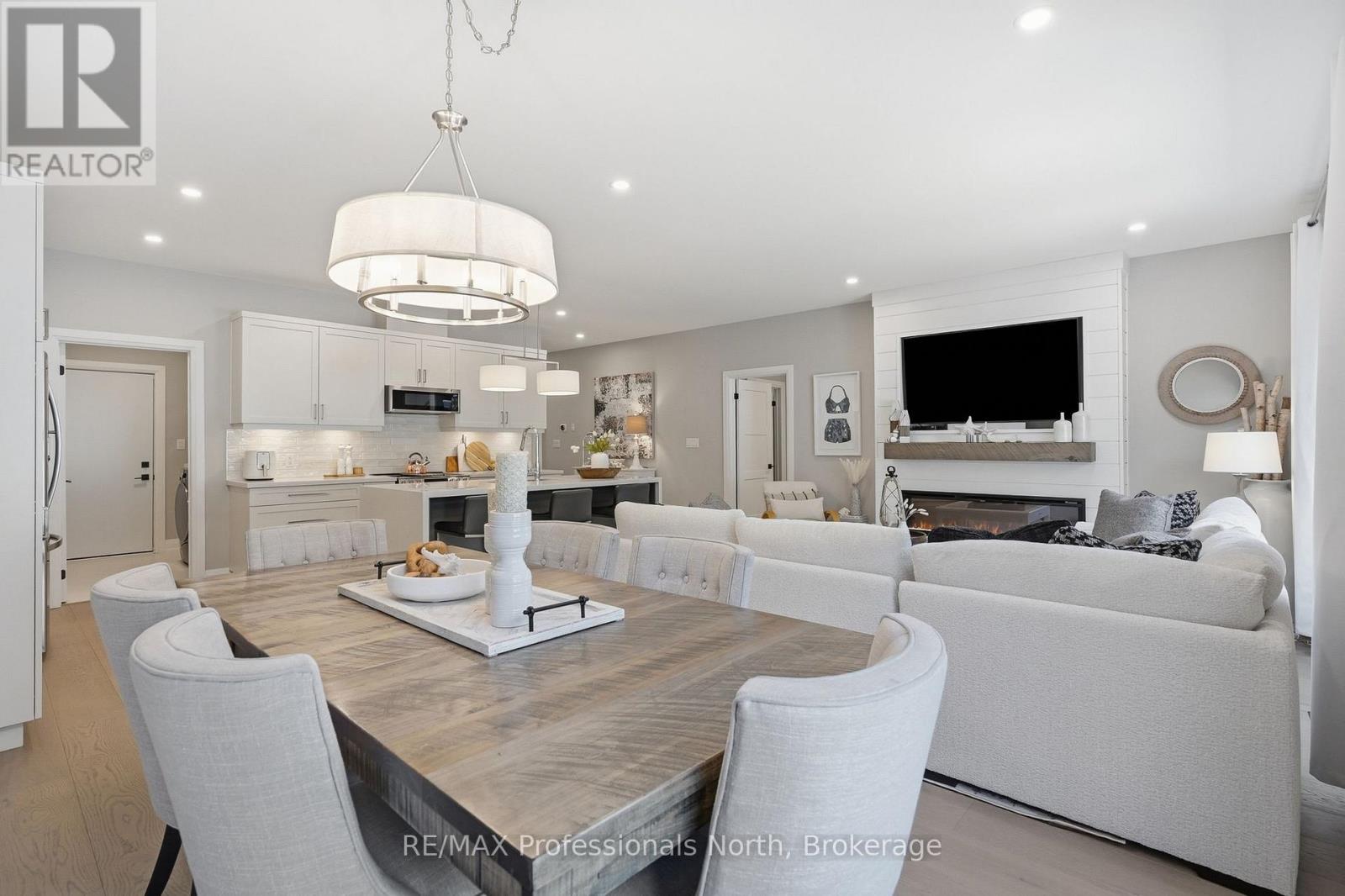 71 Jack Street, Huntsville, Ontario  P1H 0G4 - Photo 14 - X13427126