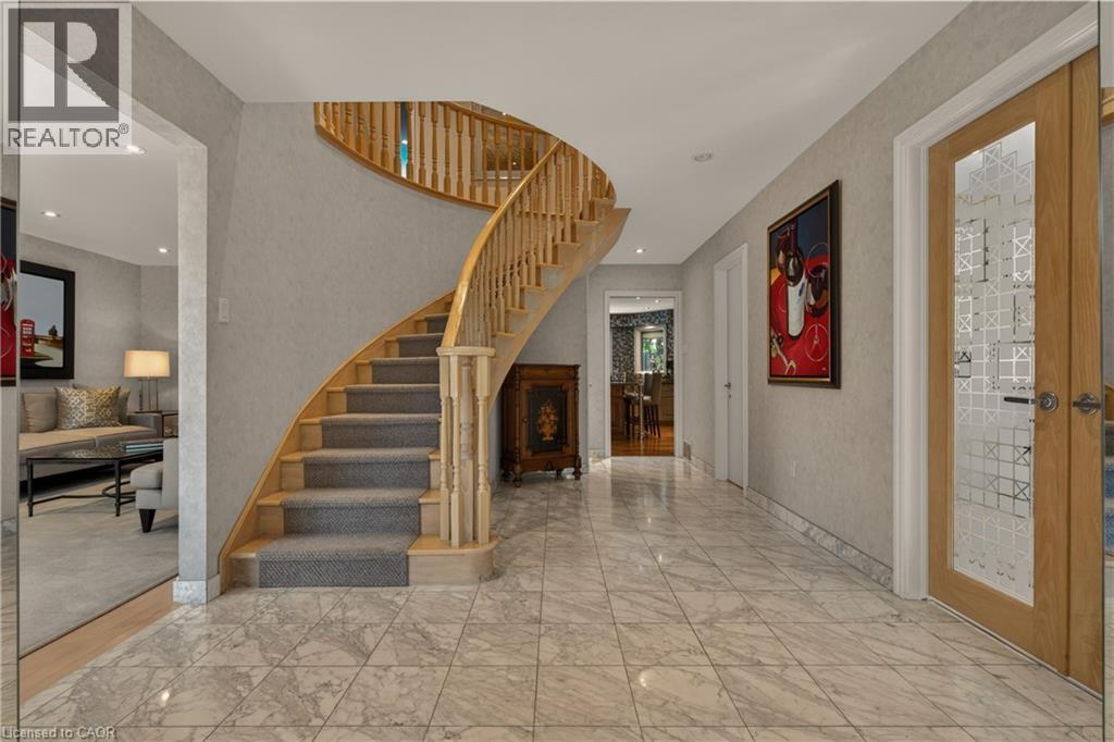 23 Lantern Lane, Dundas, Ontario  L9H 6N9 - Photo 5 - 40838484