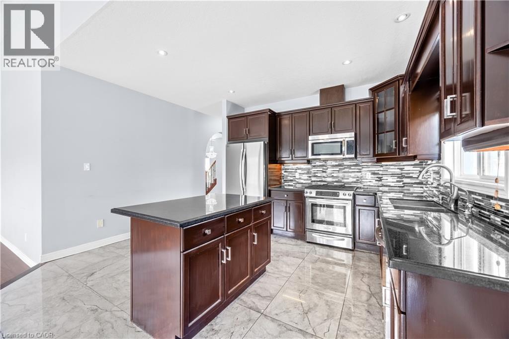 4 Clairfields Drive W, Guelph, Ontario  N1G 5H5 - Photo 15 - 40838419