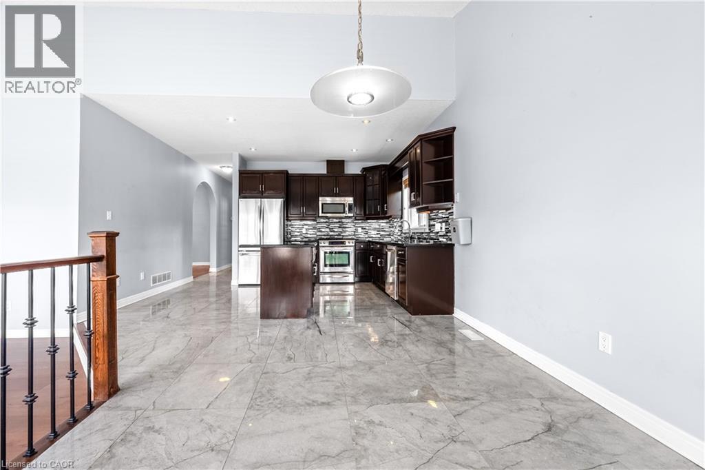 4 Clairfields Drive W, Guelph, Ontario  N1G 5H5 - Photo 16 - 40838419