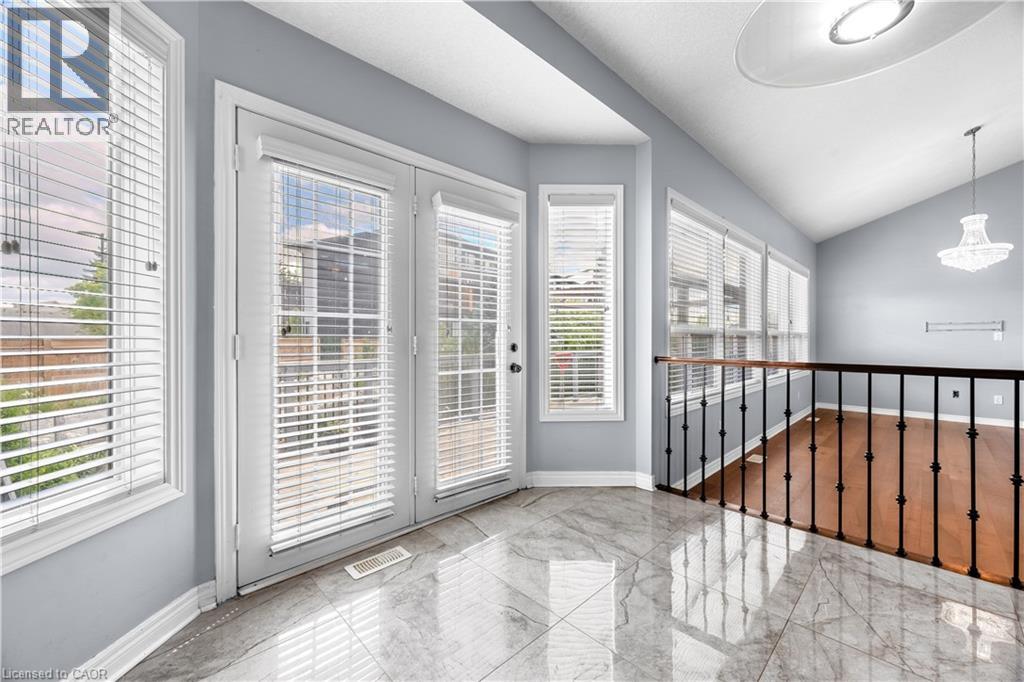 4 Clairfields Drive W, Guelph, Ontario  N1G 5H5 - Photo 20 - 40838419