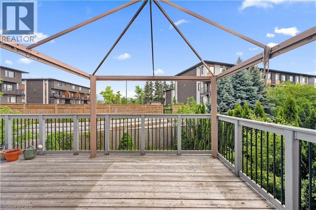4 Clairfields Drive W, Guelph, Ontario  N1G 5H5 - Photo 27 - 40838419