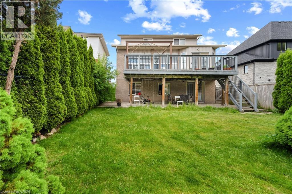 4 Clairfields Drive W, Guelph, Ontario  N1G 5H5 - Photo 42 - 40838419