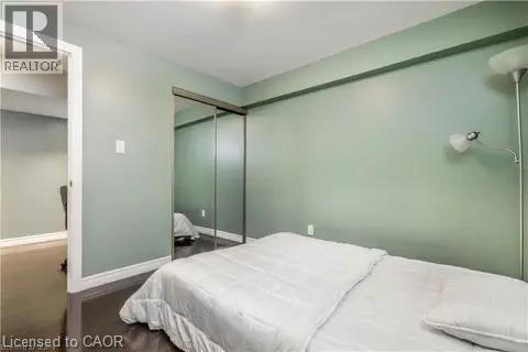 4 Clairfields Drive W, Guelph, Ontario  N1G 5H5 - Photo 49 - 40838419