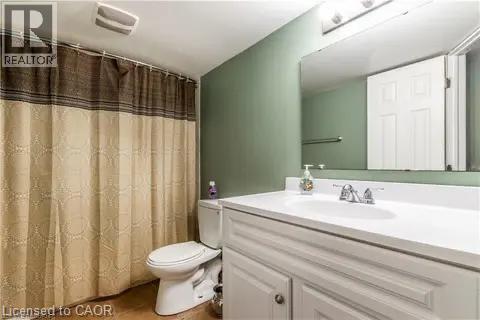 4 Clairfields Drive W, Guelph, Ontario  N1G 5H5 - Photo 50 - 40838419