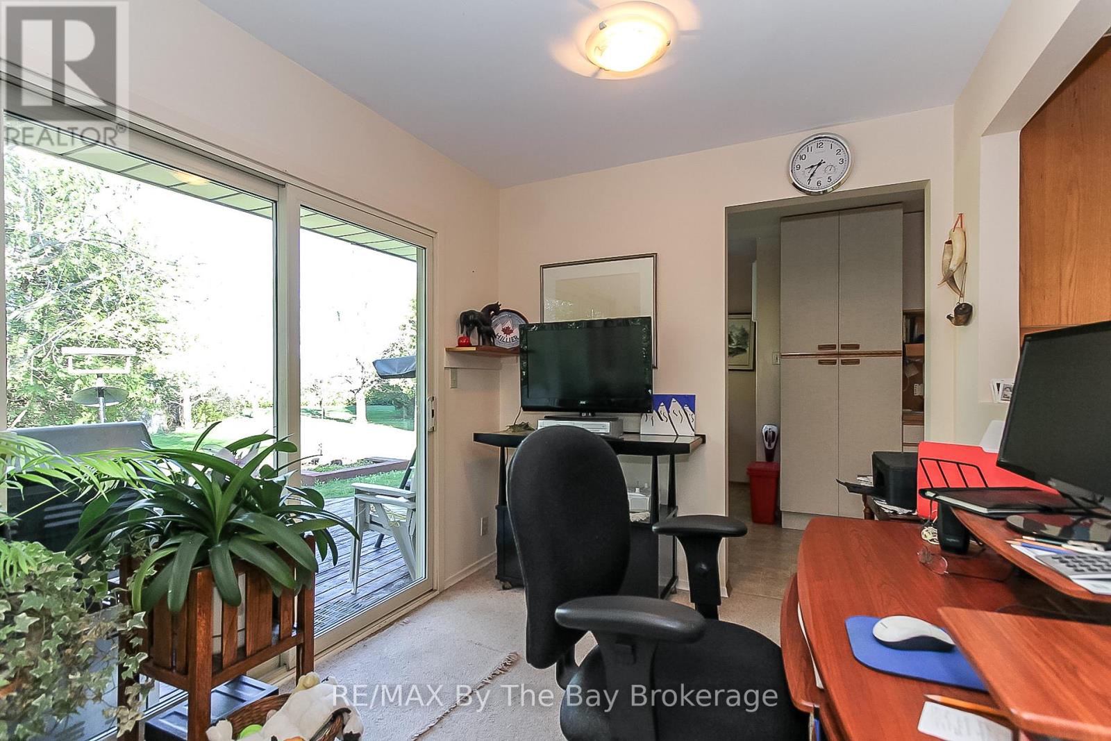 630 Sunnidale Road S, Wasaga Beach, Ontario  L9Z 1J7 - Photo 10 - S13427516