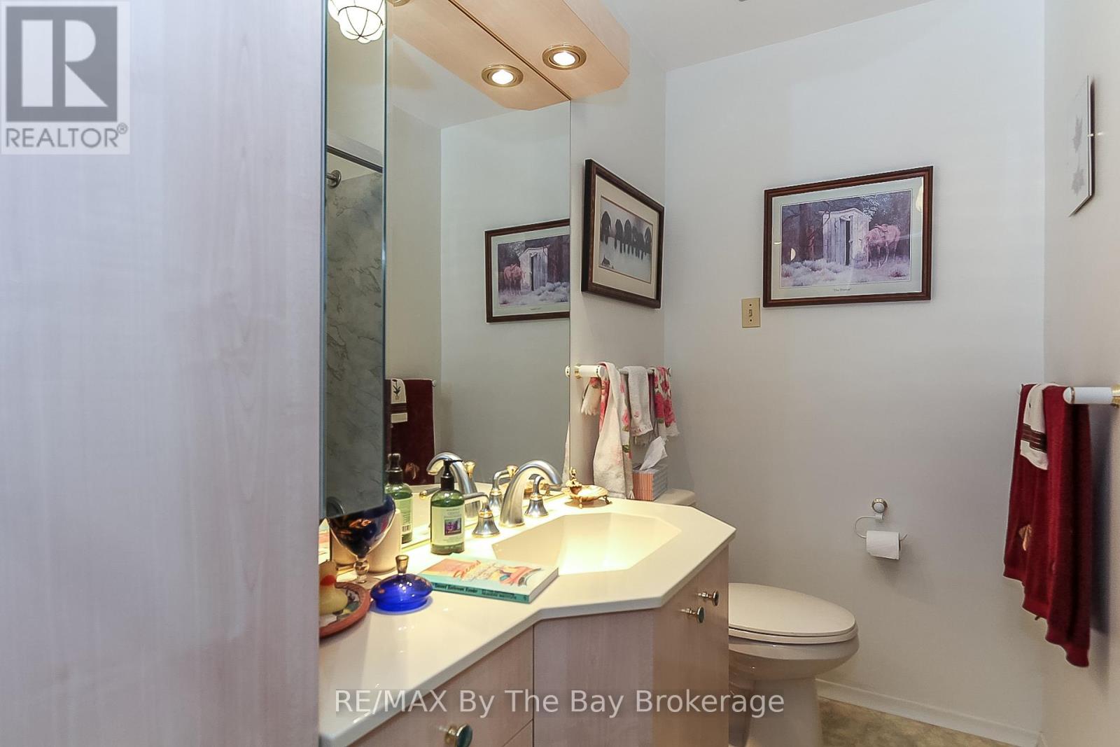 630 Sunnidale Road S, Wasaga Beach, Ontario  L9Z 1J7 - Photo 16 - S13427516