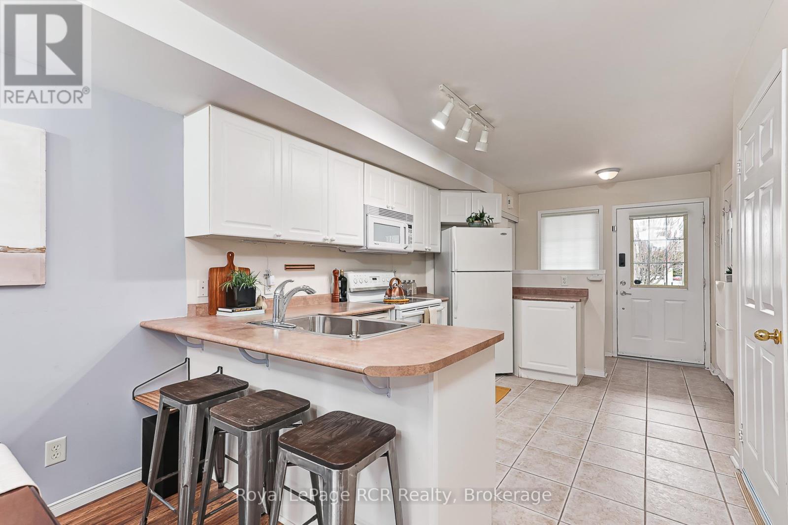 9 Royalton Lane, Collingwood, Ontario  L9Y 5K4 - Photo 13 - S13427592