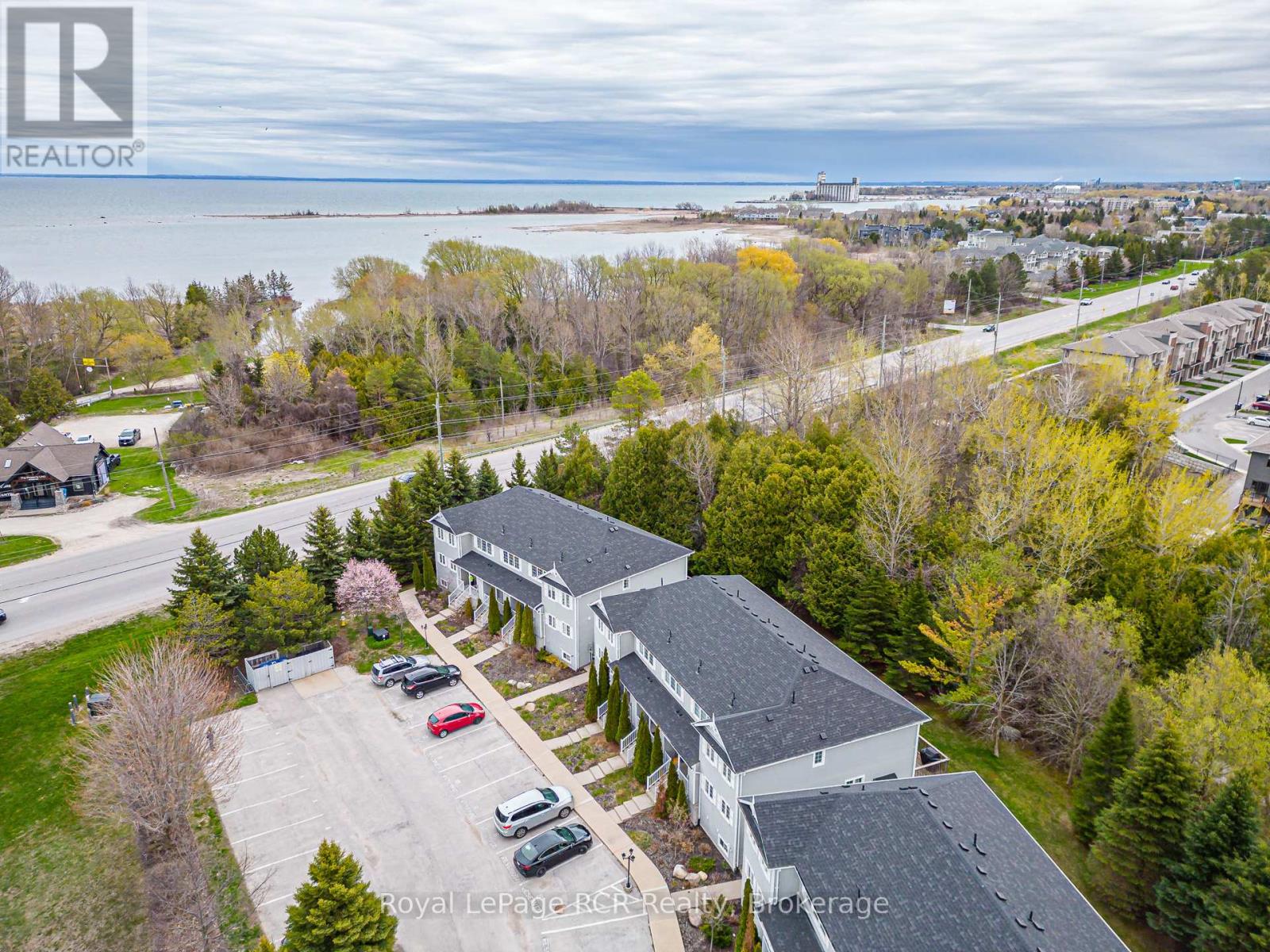9 Royalton Lane, Collingwood, Ontario  L9Y 5K4 - Photo 3 - S13427592