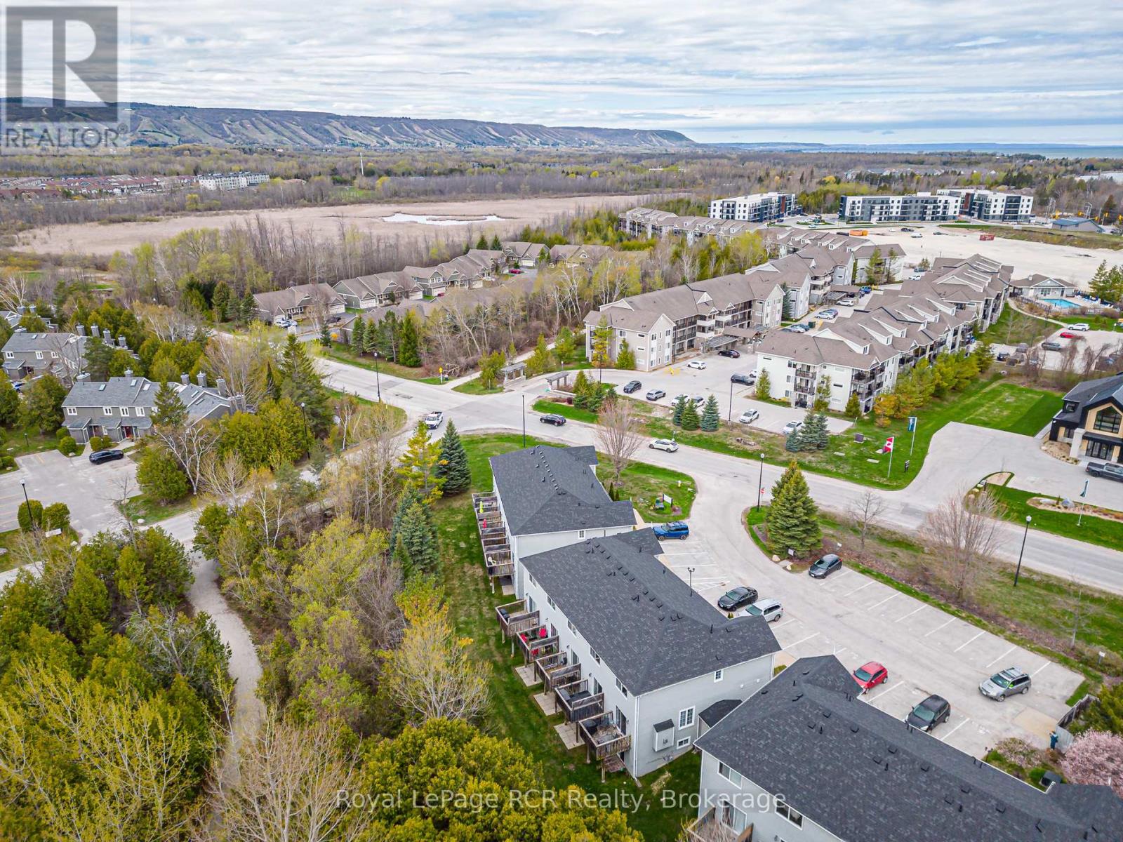 9 Royalton Lane, Collingwood, Ontario  L9Y 5K4 - Photo 4 - S13427592