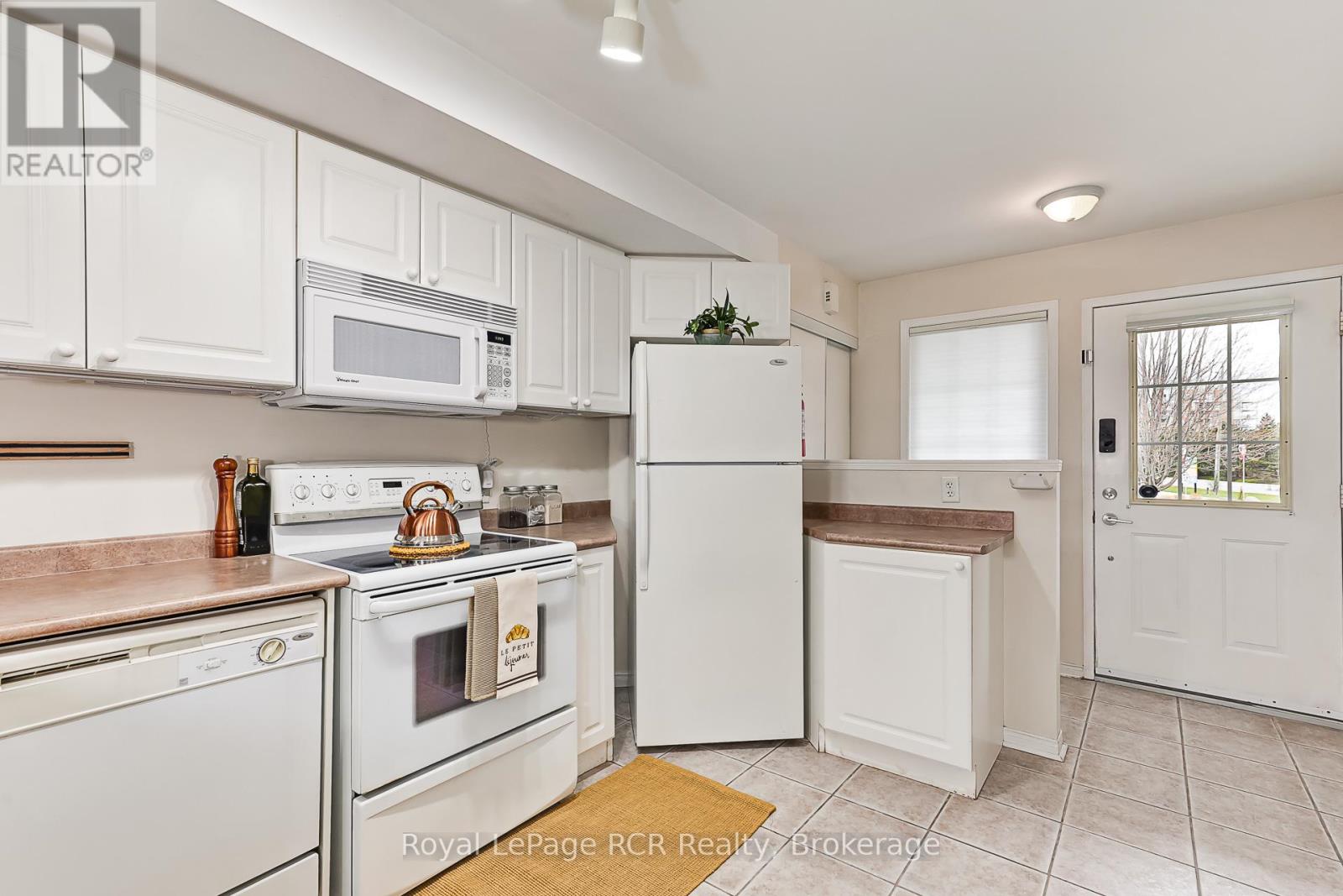 9 Royalton Lane, Collingwood, Ontario  L9Y 5K4 - Photo 9 - S13427592