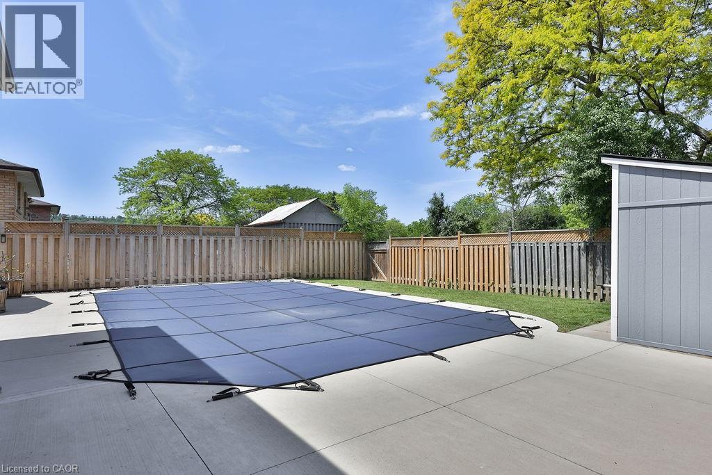 11 Lynwood Drive, Stoney Creek, Ontario  L8E 3E7 - Photo 28 - 40838732