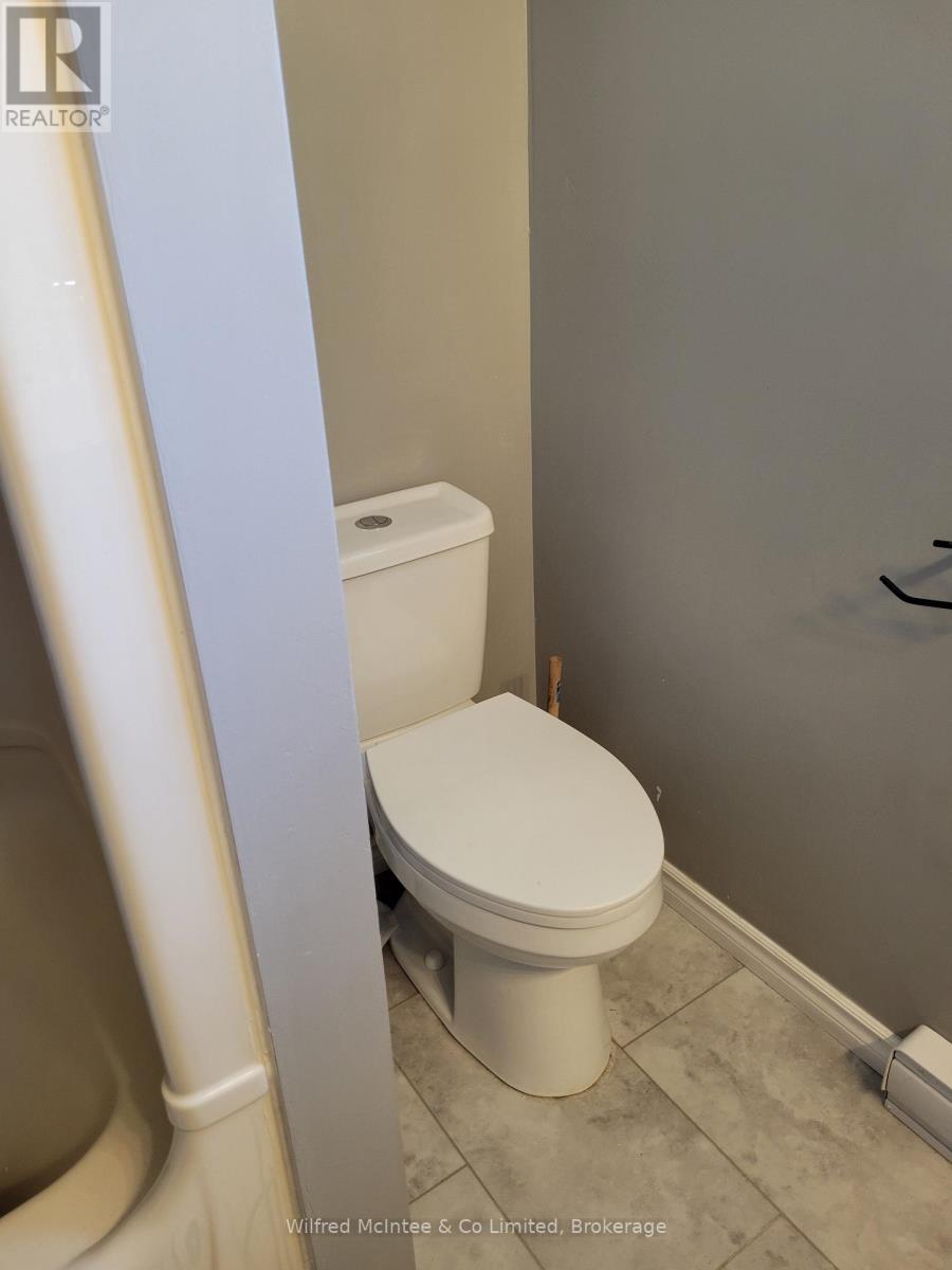 24 Stanley Street, Kincardine, Ontario  N0G 2T0 - Photo 11 - X13427518