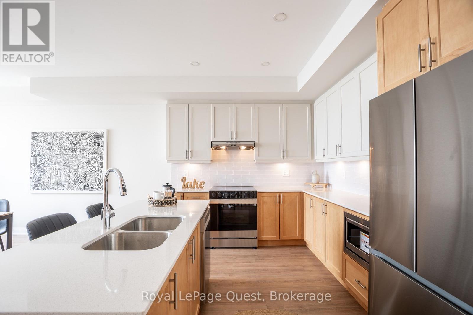 93 Lightfoot Drive, Orillia, Ontario  L3V 7L8 - Photo 10 - S13428032