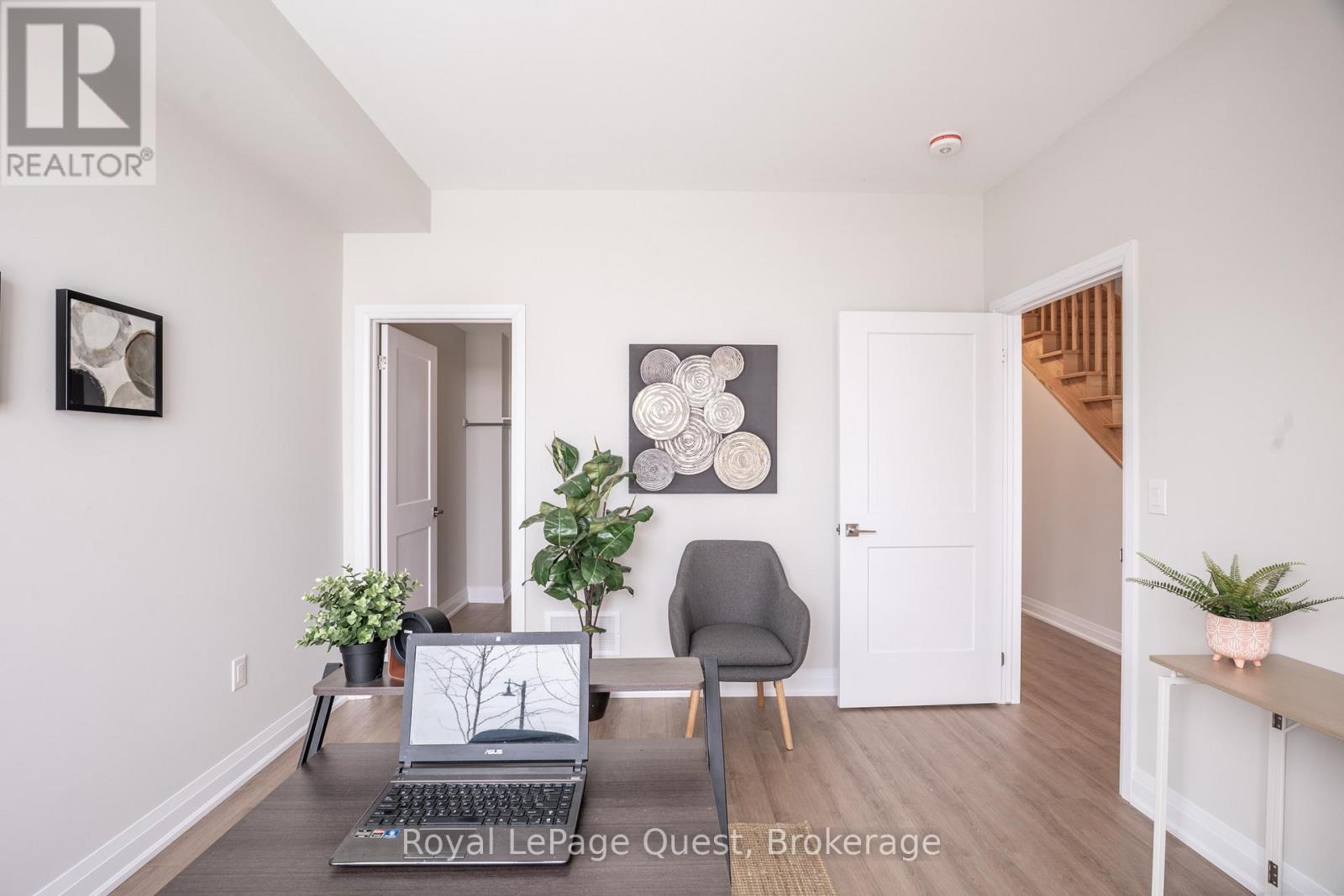 93 Lightfoot Drive, Orillia, Ontario  L3V 7L8 - Photo 7 - S13428032