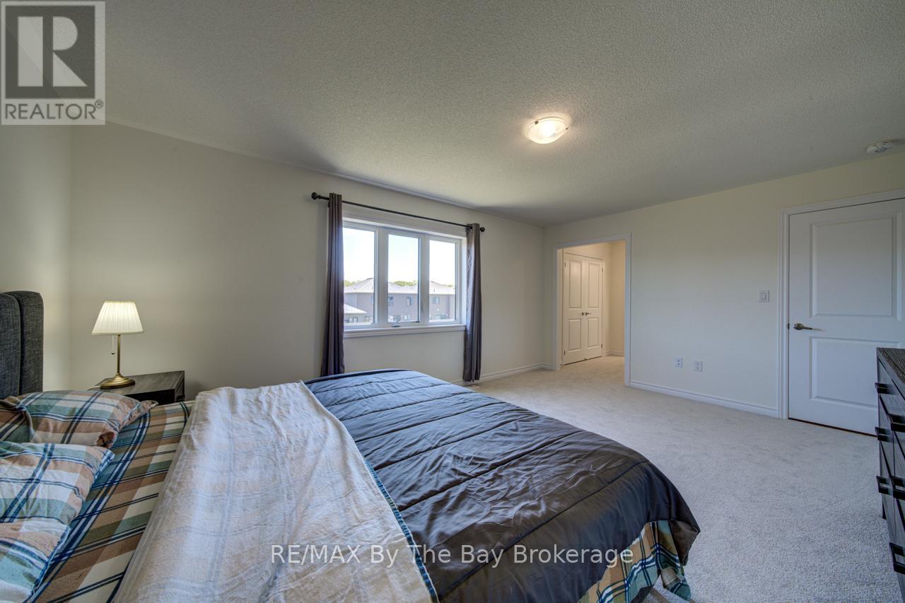 166 Mapleside Drive, Wasaga Beach, Ontario  L9Z 3A5 - Photo 23 - S13428074