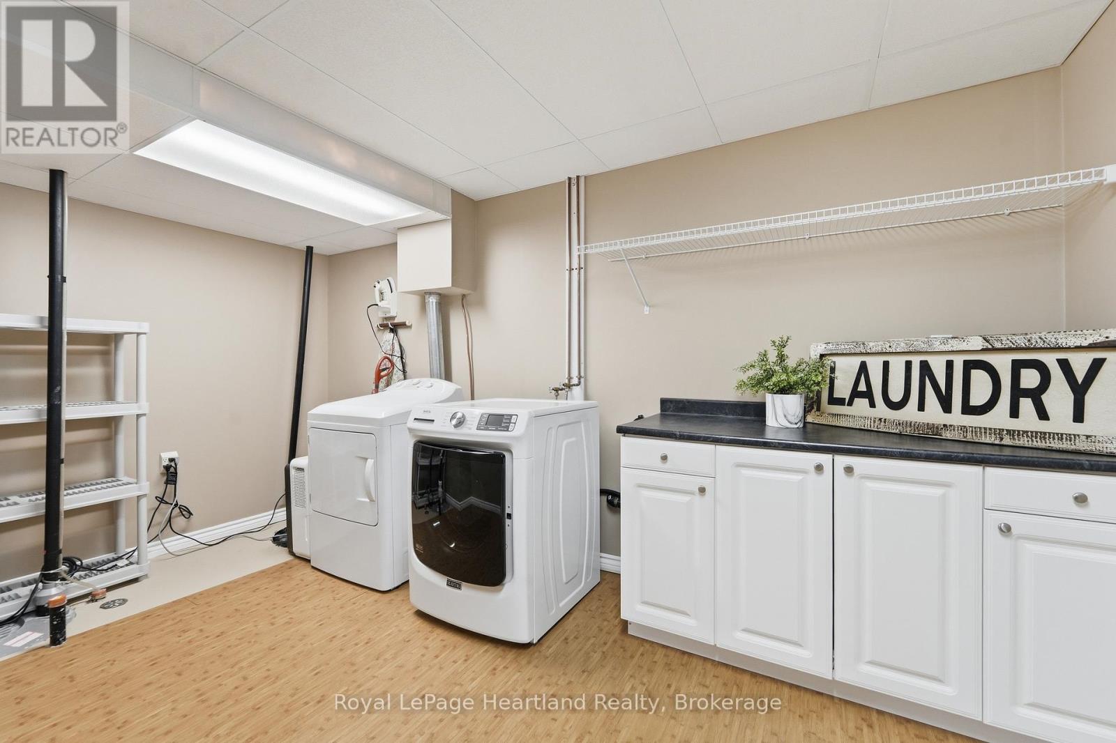 35095 Old River Road N, Bluewater, Ontario  N0M 1G0 - Photo 34 - X13428106