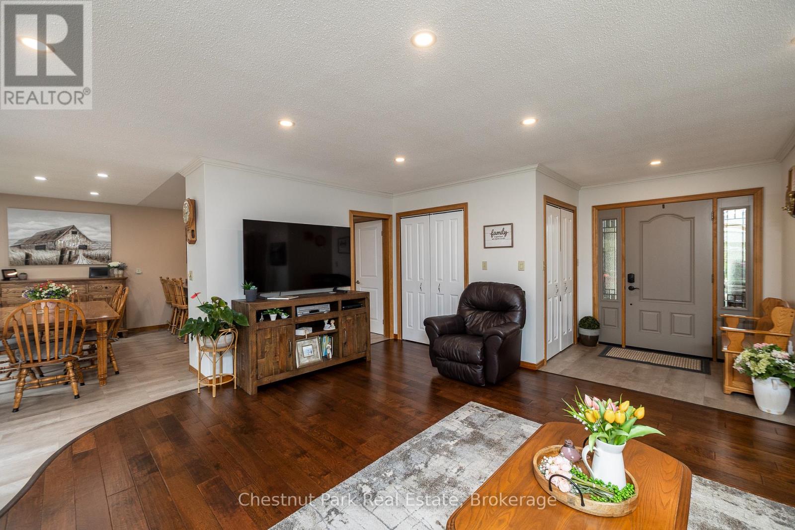 64 Maple Golf Crescent, Northern Bruce Peninsula, Ontario  N0H 2R0 - Photo 10 - X13428146