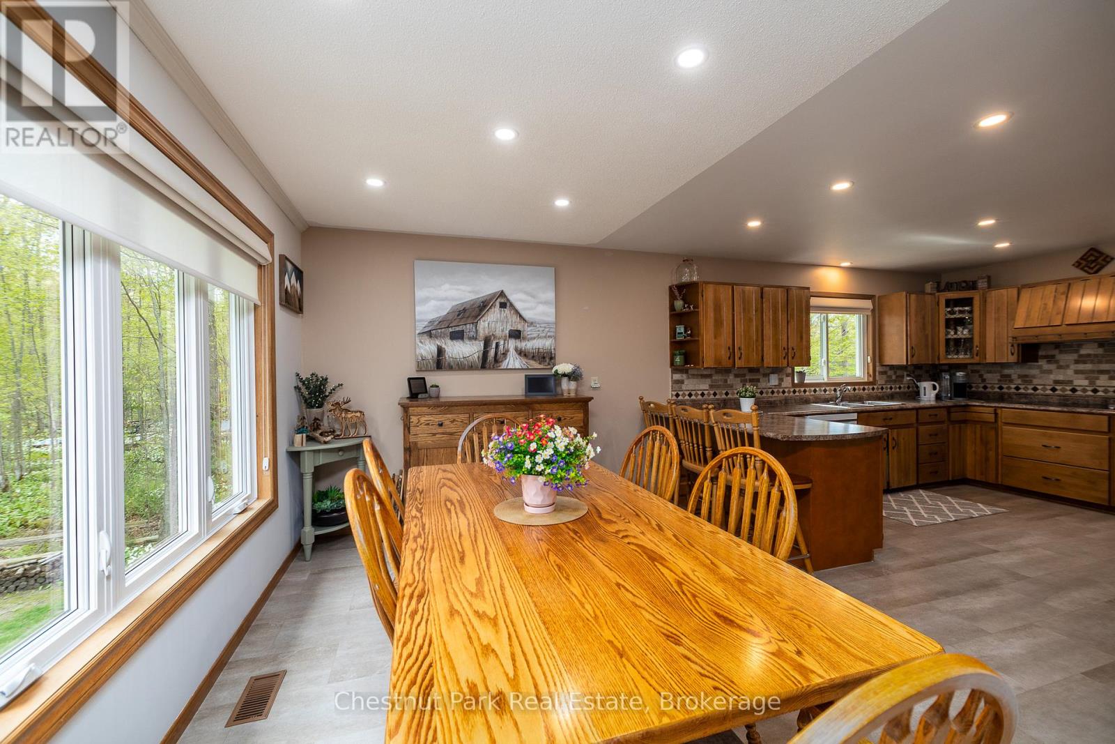 64 Maple Golf Crescent, Northern Bruce Peninsula, Ontario  N0H 2R0 - Photo 14 - X13428146