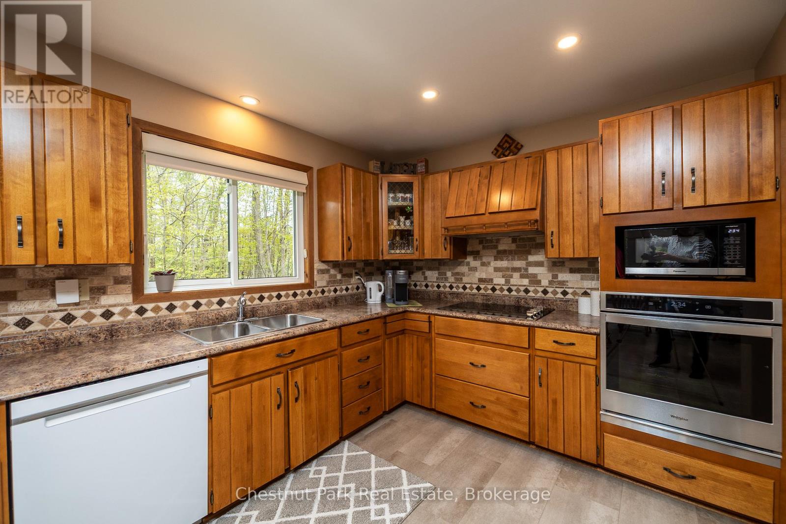 64 Maple Golf Crescent, Northern Bruce Peninsula, Ontario  N0H 2R0 - Photo 18 - X13428146