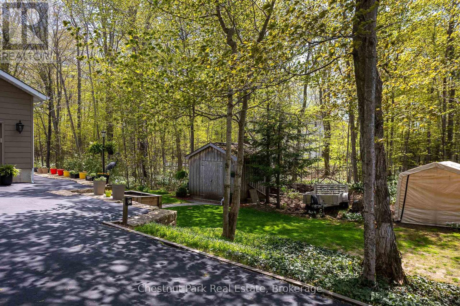 64 Maple Golf Crescent, Northern Bruce Peninsula, Ontario  N0H 2R0 - Photo 4 - X13428146