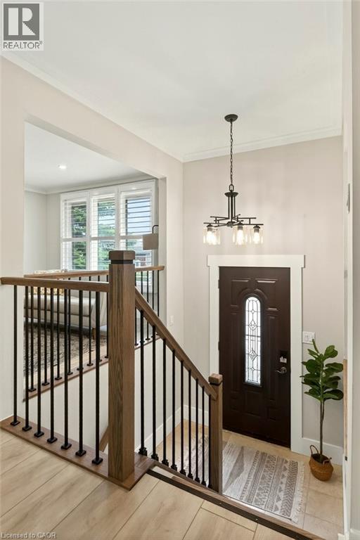 116 Highridge Avenue, Hamilton, Ontario  L8E 3Y9 - Photo 4 - 40838768