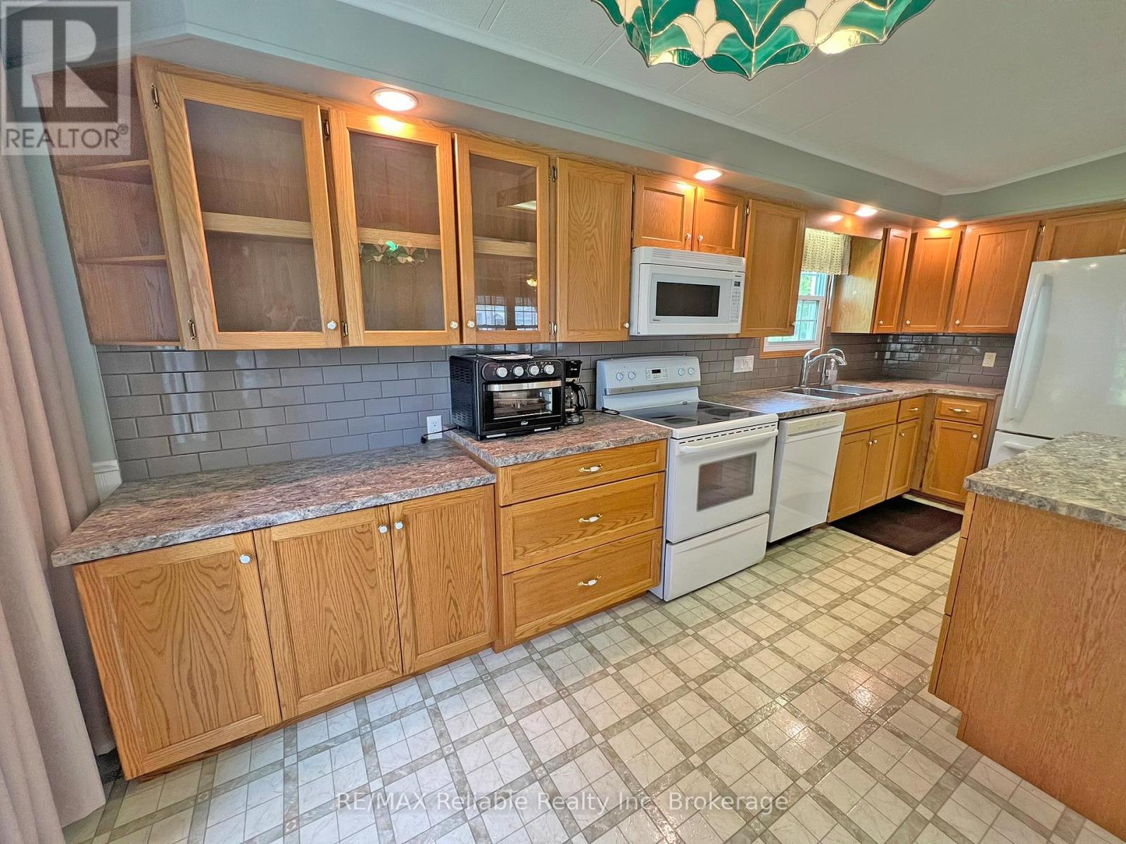 144 Sandbagger Crescent, Central Huron, Ontario  N0M 1G0 - Photo 14 - X13428474