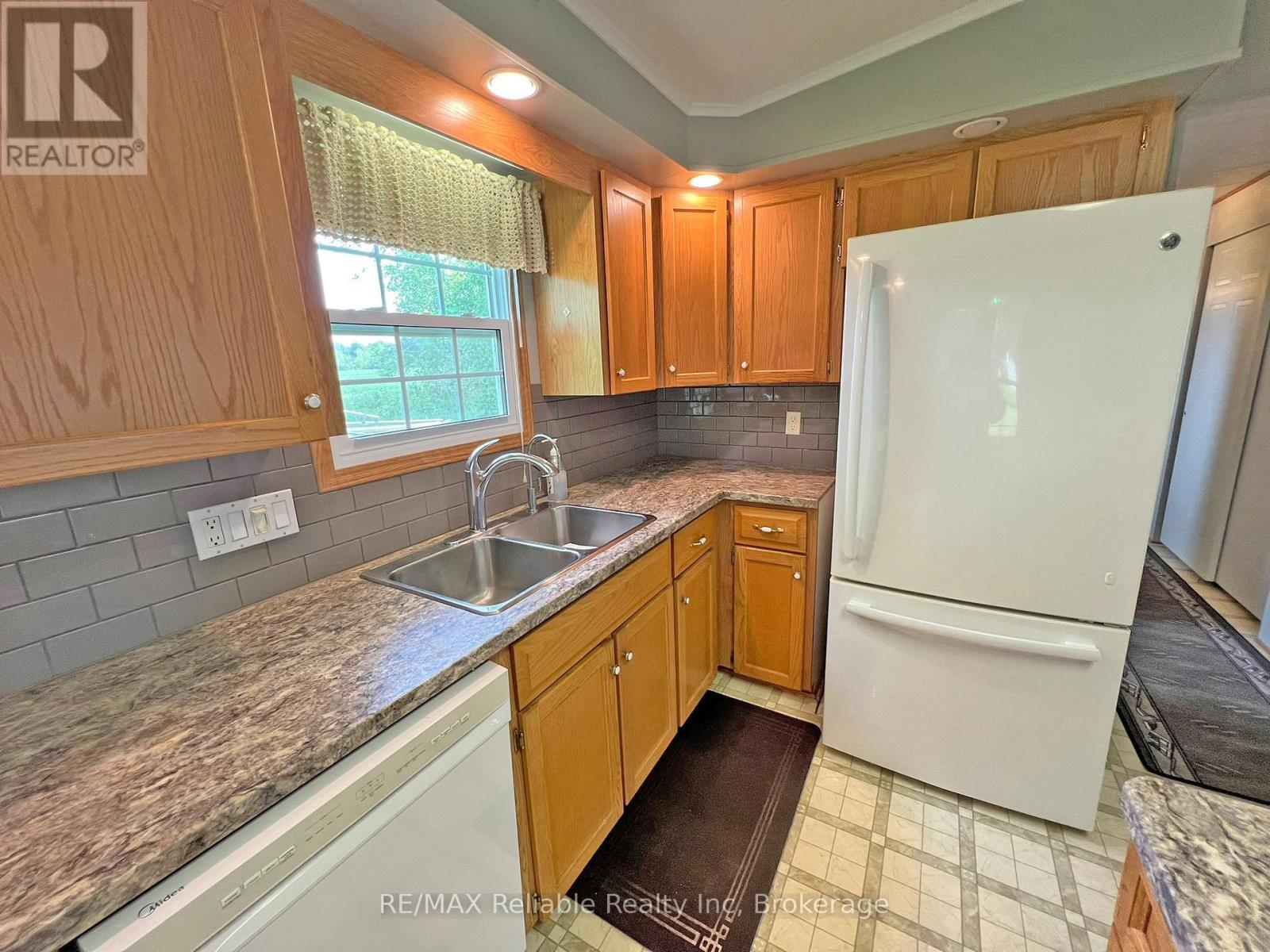 144 Sandbagger Crescent, Central Huron, Ontario  N0M 1G0 - Photo 17 - X13428474