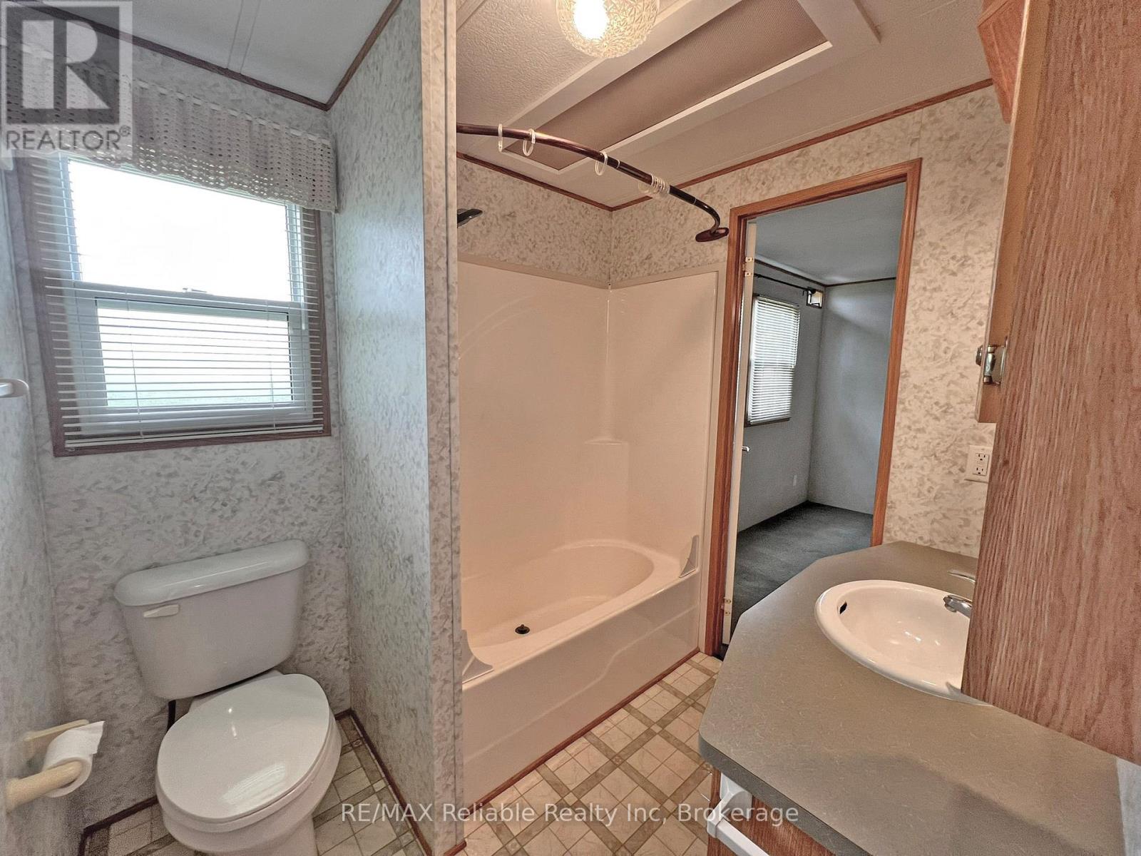 144 Sandbagger Crescent, Central Huron, Ontario  N0M 1G0 - Photo 21 - X13428474