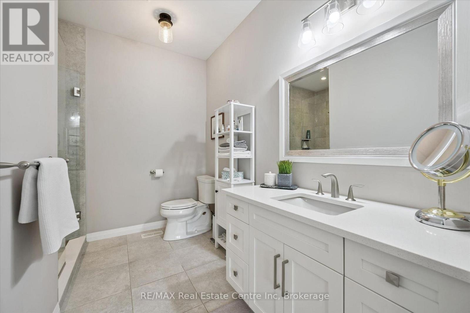 10 Craighead Drive, Centre Wellington, Ontario  N1M 2Z2 - Photo 12 - X13428556