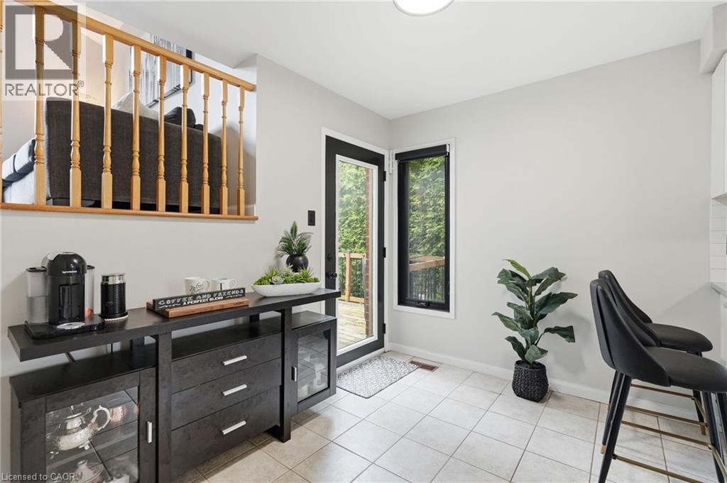 6 Woodcroft Crescent, Waterdown, Ontario  L8B 0H1 - Photo 11 - 40838647