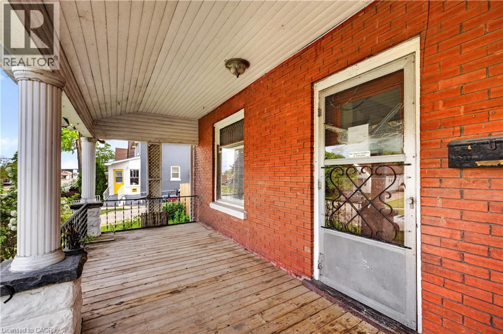 26 Arthur Avenue, St. Thomas, Ontario  N5P 3L2 - Photo 4 - 40838828