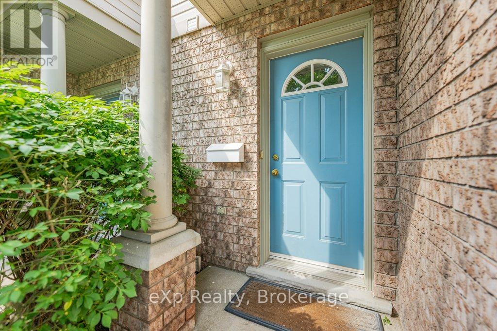35 Roehampton Crescent, Guelph, Ontario  N1L 1M8 - Photo 3 - X13428952