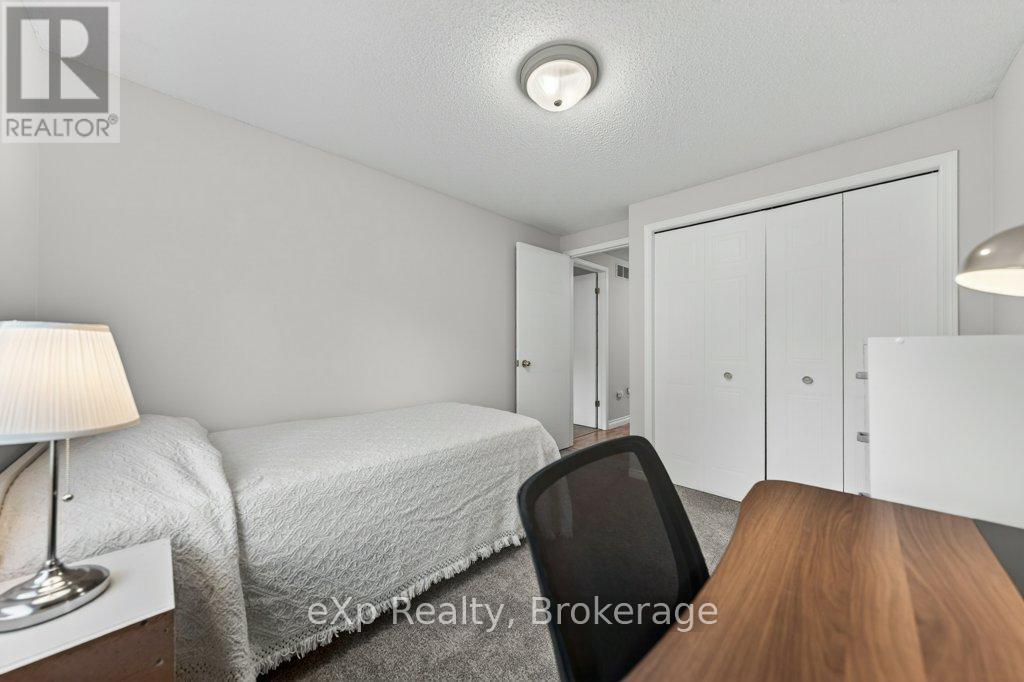35 Roehampton Crescent, Guelph, Ontario  N1L 1M8 - Photo 30 - X13428952