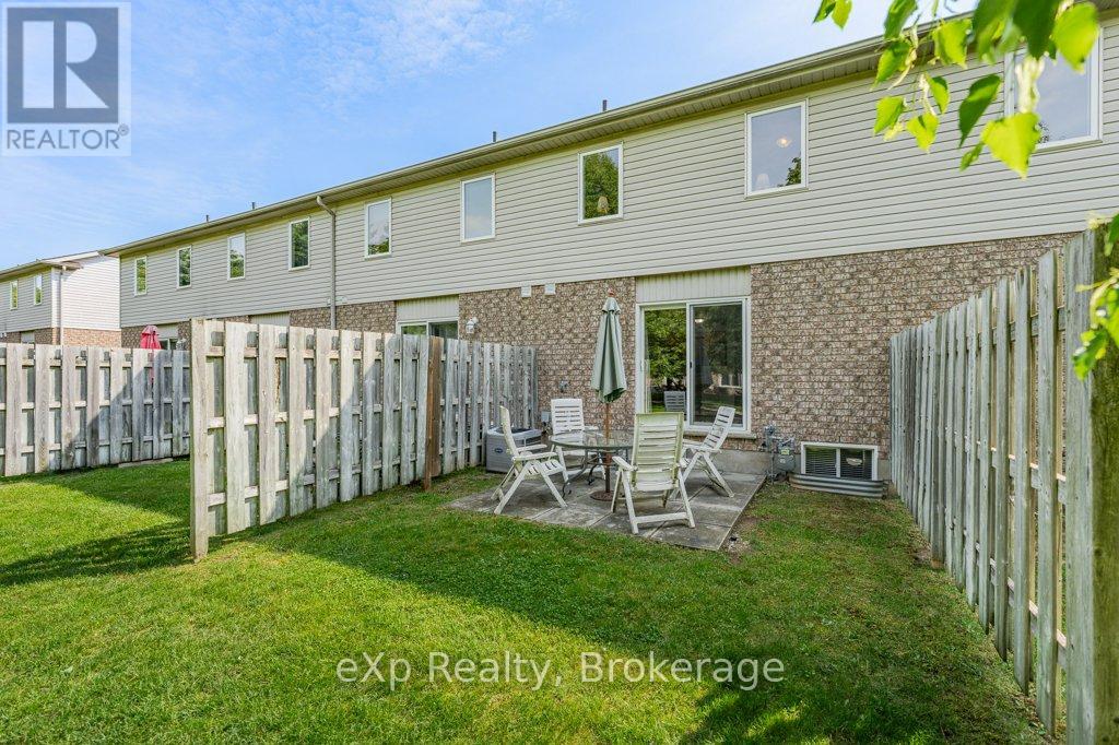 35 Roehampton Crescent, Guelph, Ontario  N1L 1M8 - Photo 40 - X13428952