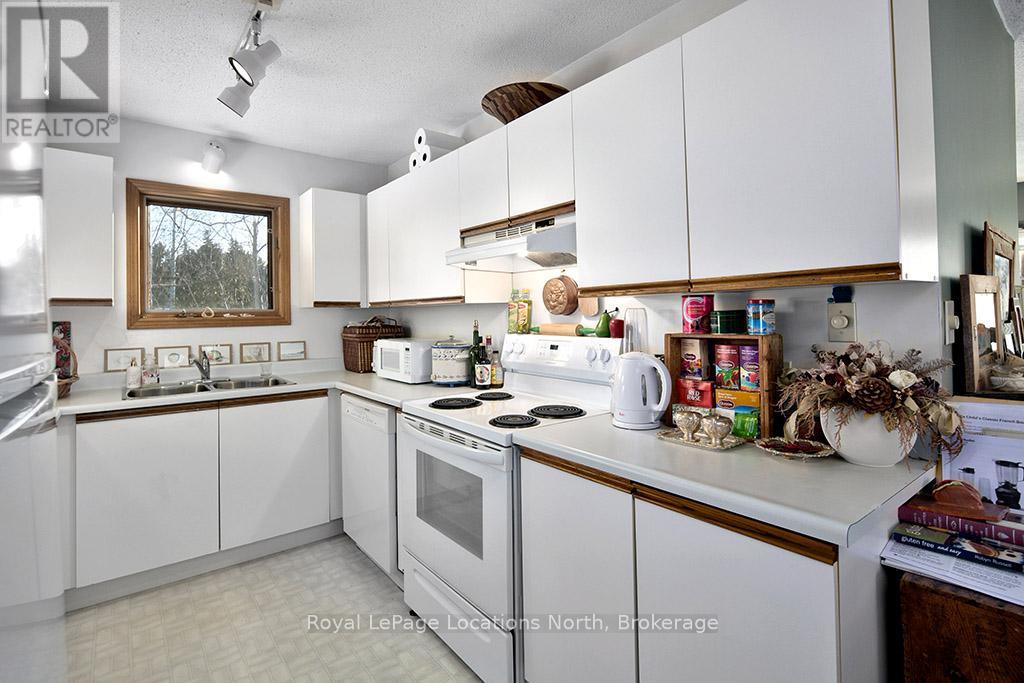 102 Fraser Crescent, Blue Mountains, Ontario  L9Y 0M8 - Photo 22 - X13429064