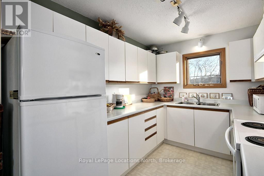 102 Fraser Crescent, Blue Mountains, Ontario  L9Y 0M8 - Photo 23 - X13429064