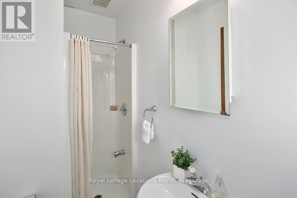 102 Fraser Crescent, Blue Mountains, Ontario  L9Y 0M8 - Photo 24 - X13429064