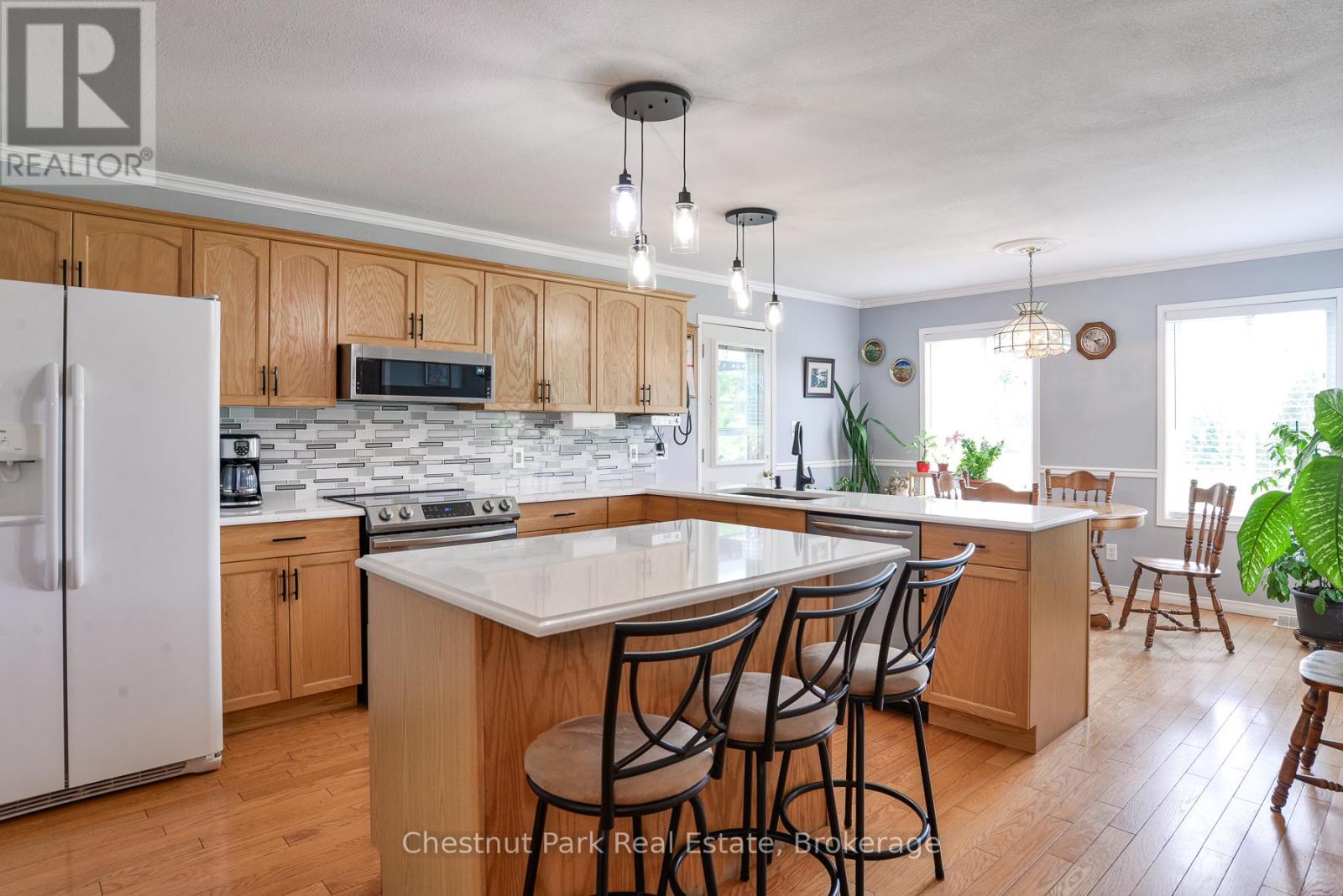 996 North Mary Lake Road, Huntsville, Ontario  P1H 1S4 - Photo 10 - X13429146