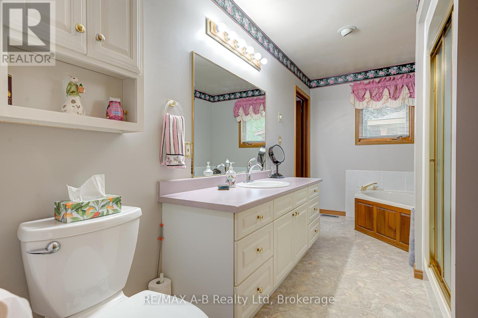 137 Mitchell Court, West Perth, Ontario  N0K 1N0 - Photo 17 - X13429514