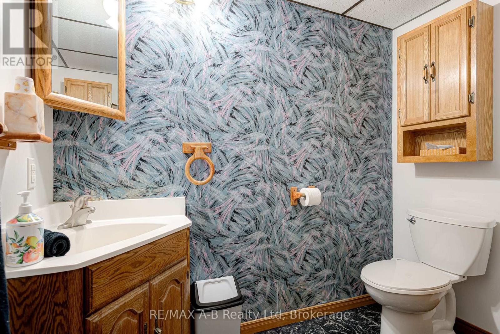 137 Mitchell Court, West Perth, Ontario  N0K 1N0 - Photo 32 - X13429514