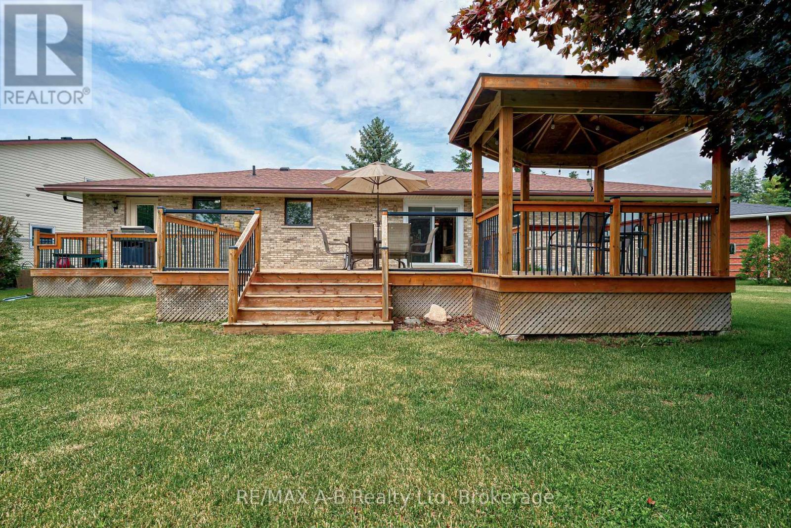 137 Mitchell Court, West Perth, Ontario  N0K 1N0 - Photo 35 - X13429514
